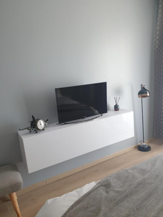 Qualis Apartament Braşov Esterno foto